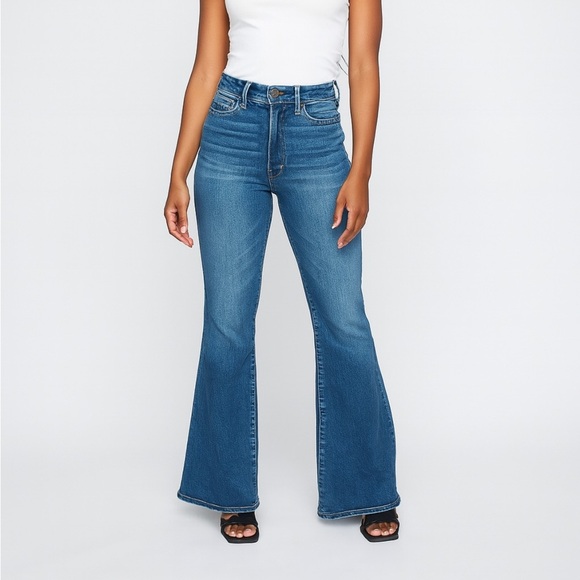 American Eagle Outfitters Denim - American Eagle Super High Rise Flare